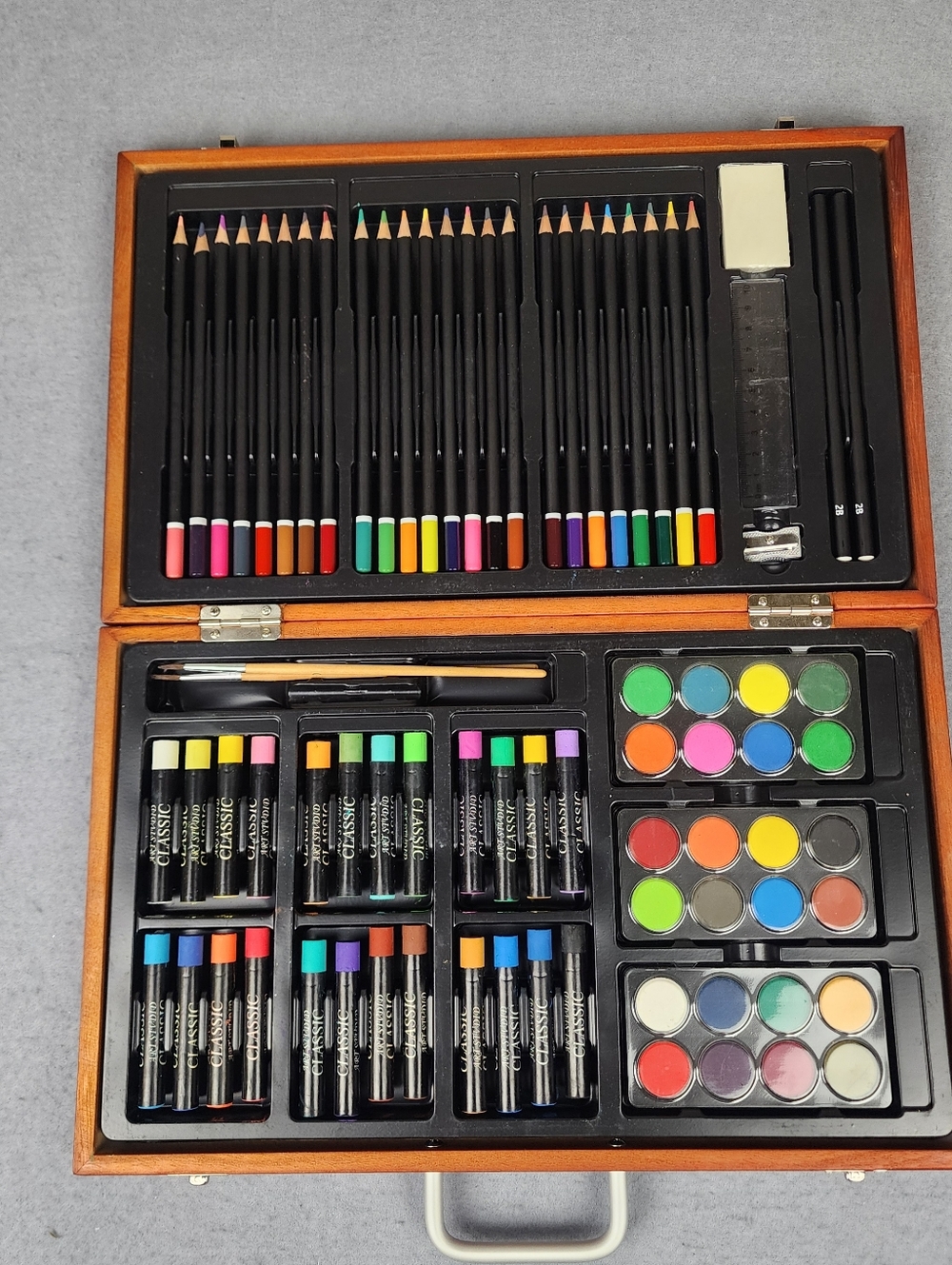 New Art Studio Classic Portable Wooden Art Set with Colored Pencils & Paints